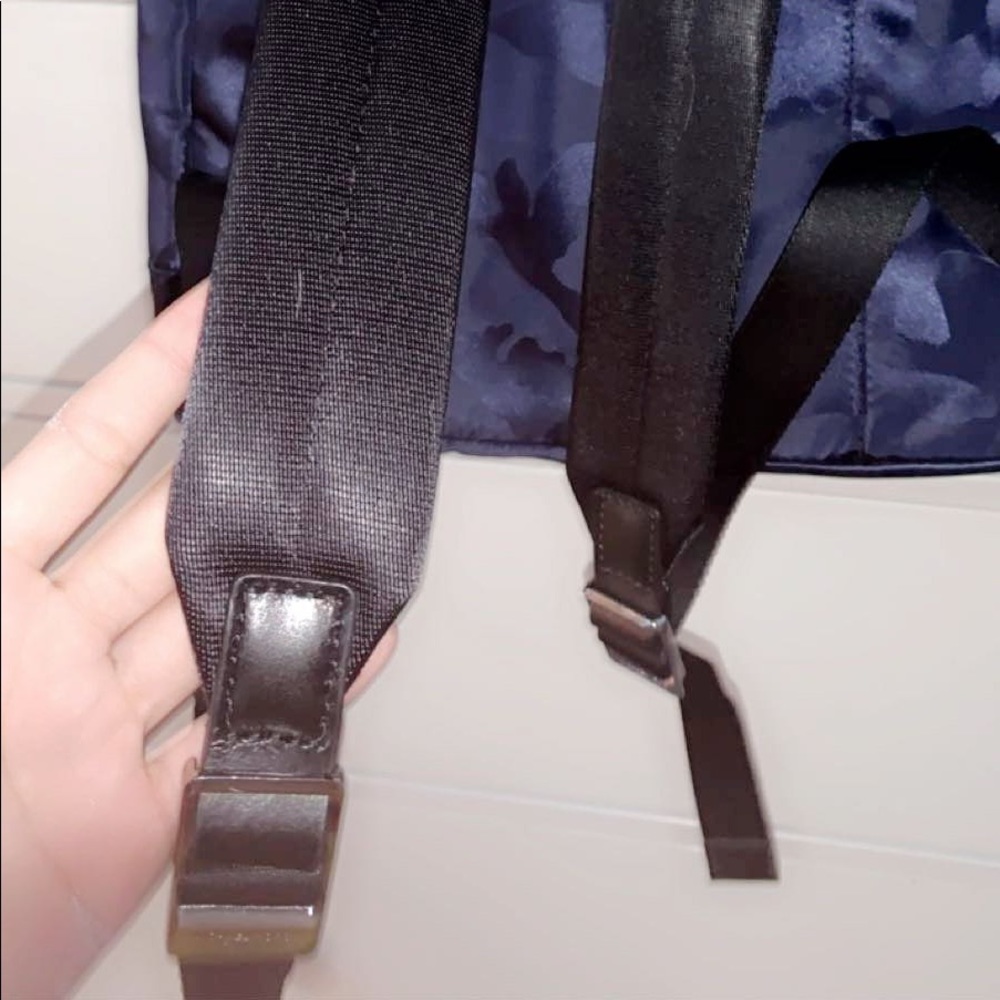 Michael Kors backpack - Picture 3 of 5